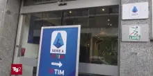 Serie A, in caso di retrocessione stipendi dei giocatori ridotti del 25%