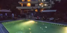 Morto il bambino di 3 anni caduto nella piscina del B&B, donati gli organi