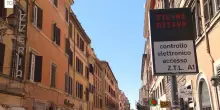 Roma Ztl, parte la rivoluzione nel centro storico: da settembre diventerà "Zona 30"