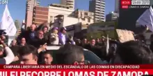 Argentina, pietre contro Milei. I video del convoglio del presidente in fuga