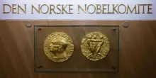 Oggi viene assegnato il premio Nobel per l'Economia: all'IA alle diseguaglianze, i nomi 'in pole'