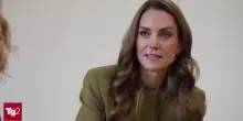 La campagna di Kate Middleton: no agli smartphone ai bambini
