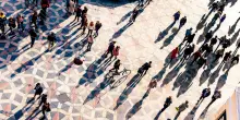 Percezione della salute, il 74% degli italiani dichiara di "sentirsi bene". Il report  dell'ISS