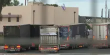I primi camion carichi di aiuti entrano a Gaza