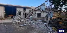 Esplosione in un casolare durante lo sgombero: morti tre carabinieri, 17 feriti