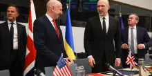 La NATO discute di come acquistare le armi americane per l'Ucraina