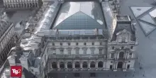 Louvre, riapre il museo nel cuore di Parigi dopo il furto da 88 milioni di euro