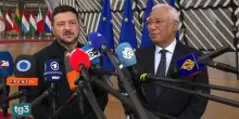 Zelensky ringrazia l'Ue per le sanzioni e chiede più pressione sulla Russia per finire la guerra