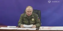 Putin mostra i muscoli: "Ecco il missile invincibile, ucraini accerchiati a Kupyansk"