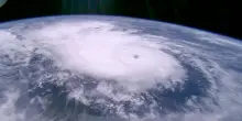La Stazione Spaziale sorvola l’uragano Melissa: le riprese mozzafiato della tempesta