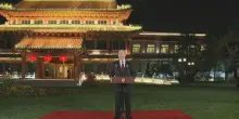 Putin da Pechino: "Zelensky venga a Mosca se vuole l'incontro"
