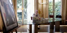 Crisi di governo in Francia, Bayrou appeso al voto di fiducia: "C'è una guerra interna da tre anni"