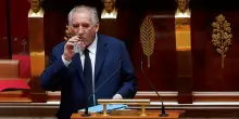 Il Parlamento sfiducia Bayrou, cade il governo. Macron nominerà un nuovo premier nei prossimi giorni