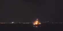 Flotilla, altra barca colpita da sospetto raid con drone - VIDEO