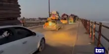 Attacchi su Gaza, notte di fuga per la popolazione