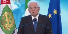 Mattarella a Bagnoli per l'avvio dell'anno scolastico: "La scuola sia aperta e integri tutti"