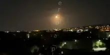 Saette ed esplosioni a Volgograd in Russia: la popolazione segnala attacchi di droni