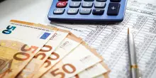Meno tasse su tredicesima e straordinari: ecco l'ipotesi allo studio e gli effetti sugli stipendi