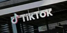 Ue, maxi-multa da 530 milioni a TikTok per i dati degli utenti europei inviati illegalmente in Cina