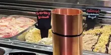 Habemus gelatum: il "Gelato del Conclave" con la fumata bianca è virale