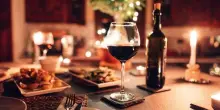 “Bere meno alcol”. Se l’allarme dei nutrizionisti fa decollare i vini dealcolati