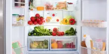Sicurezza alimentare, tutti i segreti per conservare i cibi (dentro o fuori frigo)