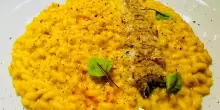 La Cortona che non ti aspetti, tra zafferano, Papacello e risotto alle canocchie