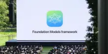 Come cambia Apple Intelligence: più spazio a ChatGPT, per gli sviluppatori c’è anche Claude
