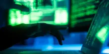 16 miliardi di password Apple, Google e Facebook sarebbero state violate
