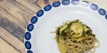 Spaghetti alla Nerano, l’iconico piatto campano che dominerà il menu del matrimonio di Bezos