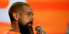 Jack Dorsey sfida WhatsApp con Bitchat, la chat che funziona senza internet