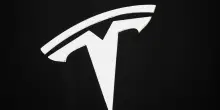 Tesla, accordo da 16,5 miliardi di dollari con Samsung