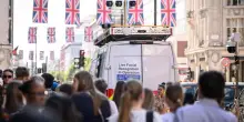 Londra, Scotland Yard userà meno poliziotti e più intelligenza artificiale