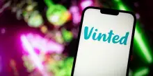 Le foto delle utenti di Vinted finiscono su siti porno. Alcuni casi anche in Italia