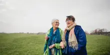 Camminare ogni giorno riduce il rischio di Alzheimer: ecco quanti passi servono