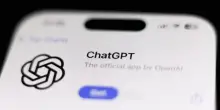 OpenAI ha ammesso di condividere le chat degli utenti con le autorità