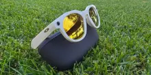 Oakley Meta HSTN, la recensione: gli occhiali con l’IA per chi vive all’aperto