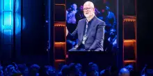 Scott: “Non fate amicizia con l’IA: non è umana”