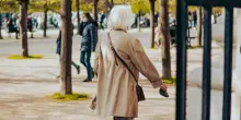 Quattromila passi al giorno bastano alle donne over62 per proteggere il cuore ed essere più longeve