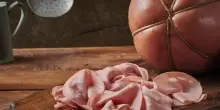 Scene dai film, così si festeggia il “Mortadella Day”