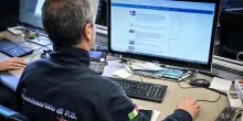 Violenza sulla figlia di amici, arrestato imprenditore di 55 anni. Vittima anche un’altra ragazzina