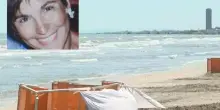Turista uccisa sulla spiaggia di Cervia: “Tracce di cocaina sulla ruspa che l’ha travolta”