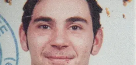 Elia Del Grande fuggito da una comunità nel Modenese. Nel 1998 sterminò la famiglia