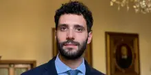 Foto intime e accuse infamanti, il ricatto al candidato scuote Fdi a Prato