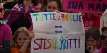 Il vescovo di Ventimiglia contro la Consulta: “I figli con due mamme sono artificiali”