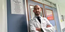 Vaccini, Bassetti minacciato di morte: “Capita quando la politica invade il campo della scienza”