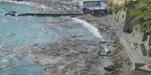 Dopo l’allerta, in Liguria spiagge invase dal legname