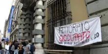 Università di Genova, occupato il rettorato, lezioni sospese a oltranza: “Stop accordi con Israele”