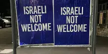 “Israeliani non graditi”: cartelli anonimi apparsi in giro per Milano. Parte la denuncia
