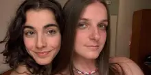 Giorgia Cagliani e Milena Marangon travolte da un’auto e uccise a 21 anni: arrestato l’investitore
